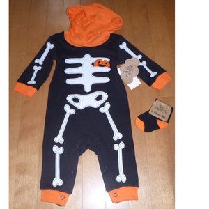 Boys Baby Essentials Halloween SKELETON Hooded Bodysuit & Socks Size 6 mo NWT